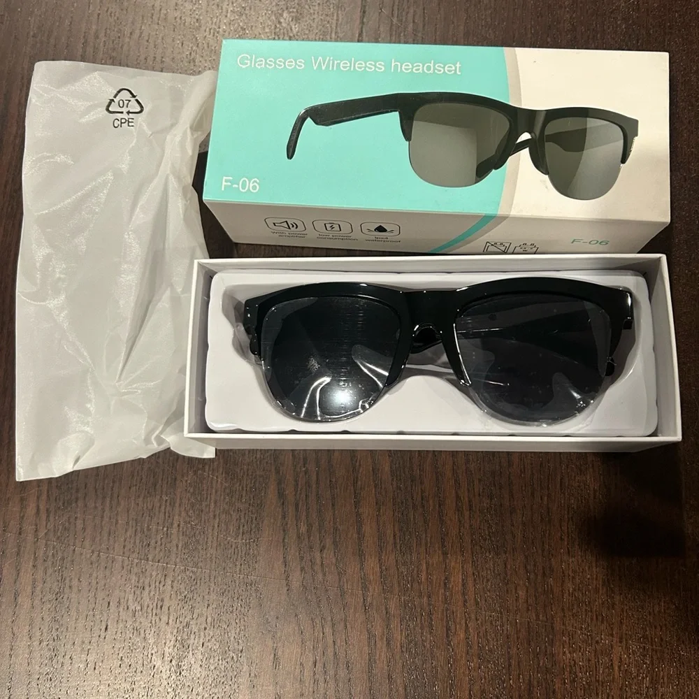 Bluetooth Audio Smart Sunglasses Wireless Headset (NEW)